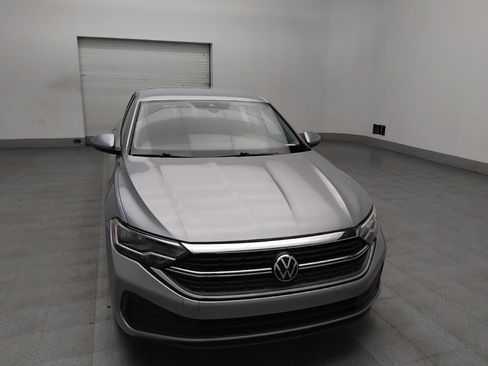 Used 2024 Volkswagen Jetta SE image 14