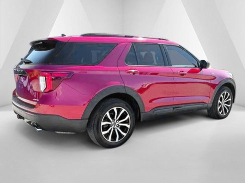 Used 2023 Ford Explorer ST-Line w/ Class IV Trailer Tow Package AWD/4WD image 7