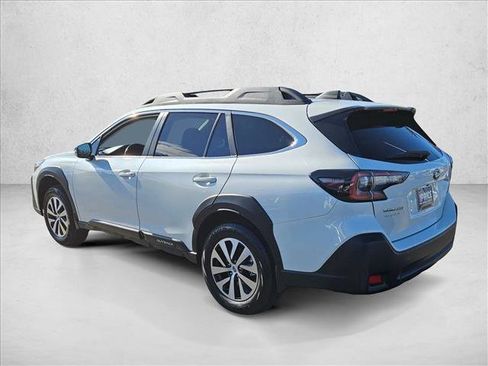 Used 2024 Subaru Outback Premium image 7