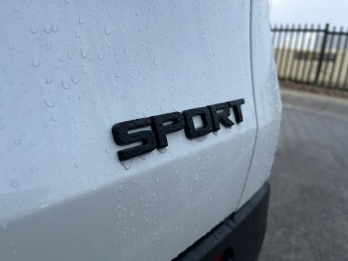 Used 2026 Honda HR-V Sport image 9