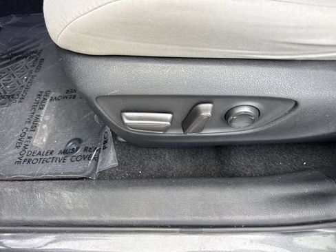 Used 2021 Toyota RAV4 XLE FWD image 12