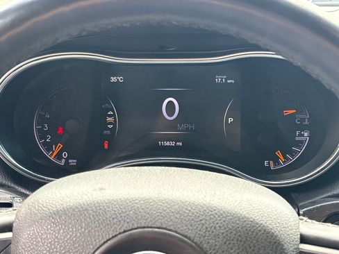 Used 2018 Jeep Grand Cherokee Laredo RWD image 21