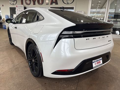 New 2026 Toyota Prius Plug-In Hybrid image 8