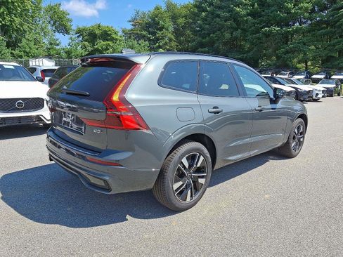 New 2026 Volvo XC60 B5 Core w/ Protection Package Premier image 4