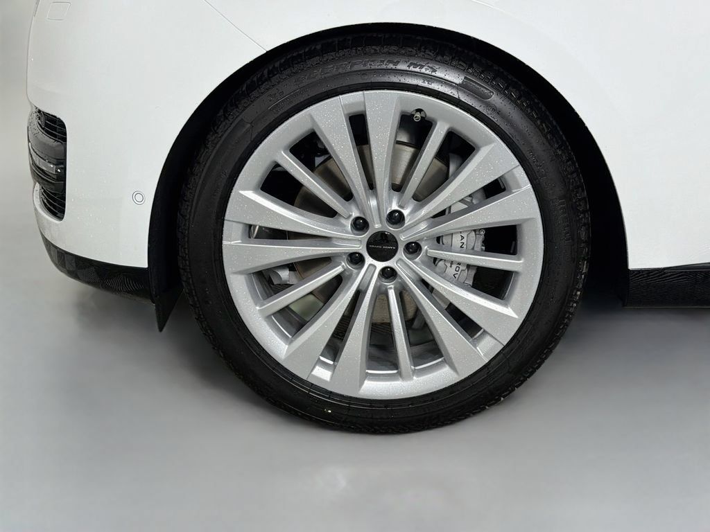 New 2026 Land Rover Range Rover SE AWD/4WD image 33