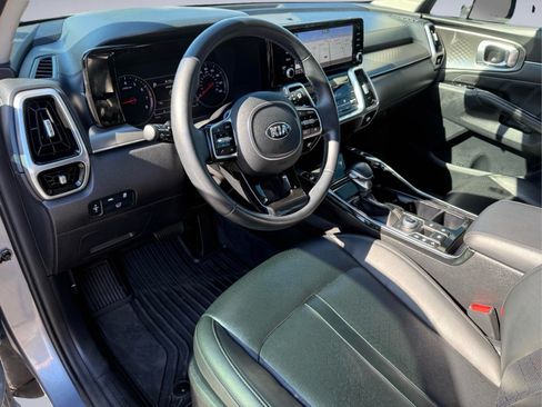 Used 2021 Kia Sorento SX AWD/4WD image 14