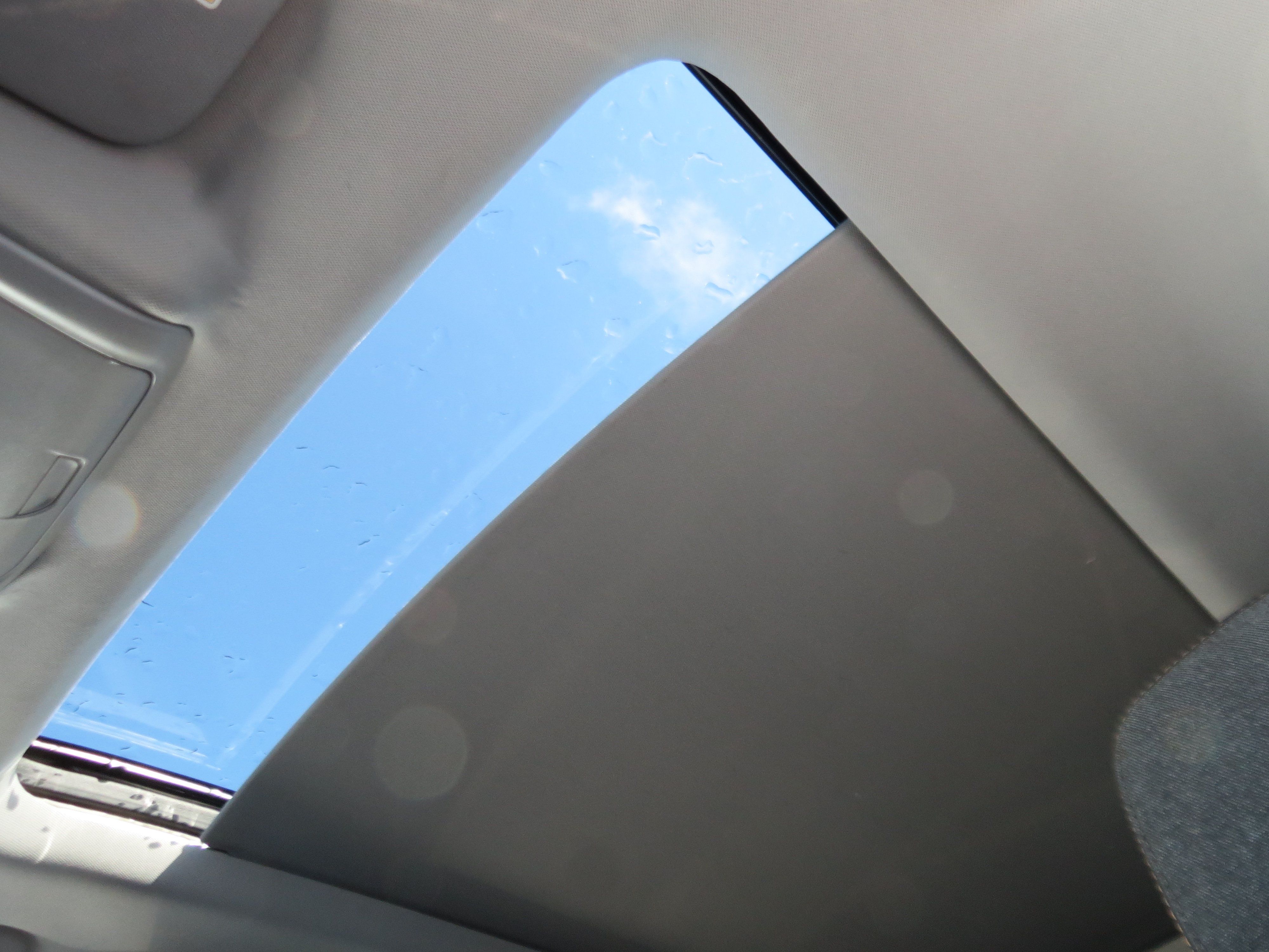 Used 2023 Chevrolet Equinox LT FWD image 23