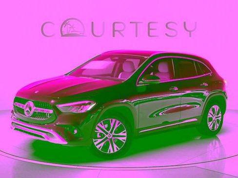 Used 2026 Mercedes-Benz GLA 250 4MATIC image 2