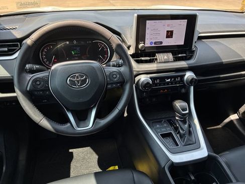 Used 2024 Toyota RAV4 XLE Premium FWD image 14