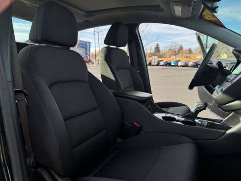 Used 2024 Chevrolet Malibu LT image 31