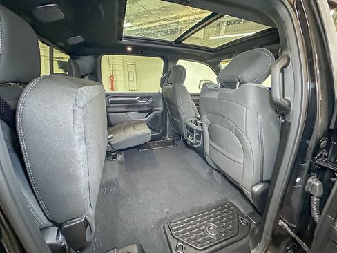 New 2026 RAM 1500 4x4 Crew Cab image 4