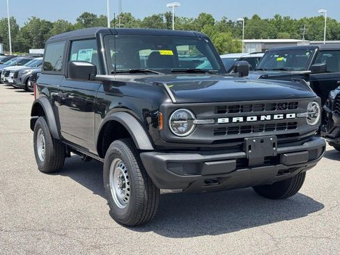 New 2026 Ford Bronco 2-Door AWD/4WD image 2