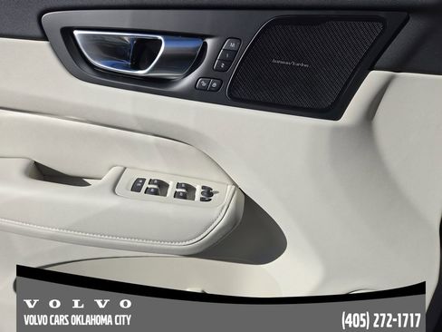 New 2026 Volvo XC60 B5 Ultra w/ Protection Package Premier image 21