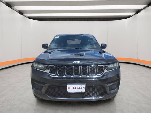 New 2026 Jeep Grand Cherokee Laredo RWD image 2