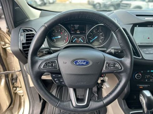 Used 2018 Ford Escape SEL FWD image 15