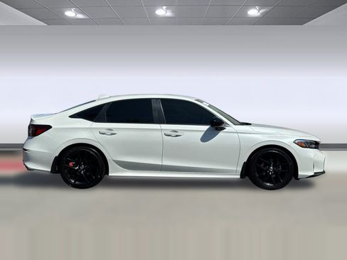 Used 2025 Honda Civic Sport image 7