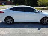Used 2017 Hyundai Elantra SE image 4