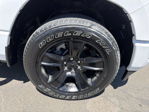 Used 2023 RAM 1500 Big Horn AWD/4WD image 33