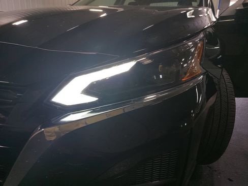Certified 2025 Nissan Altima 2.5 SV FWD image 31