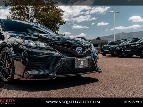 Used 2022 Toyota Camry TRD FWD image 9