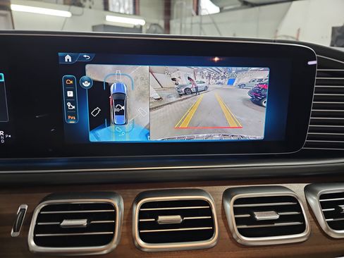 New 2026 Mercedes-Benz GLS 63 AMG 4MATIC image 26