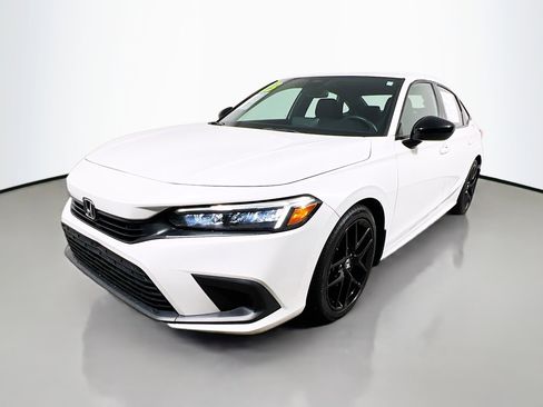 Used 2023 Honda Civic Sport image 10