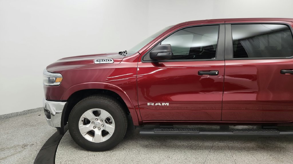 Used 2025 RAM 1500 Big Horn RWD image 14