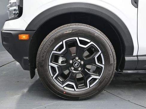 New 2026 Ford Bronco Sport Outer Banks AWD/4WD image 15