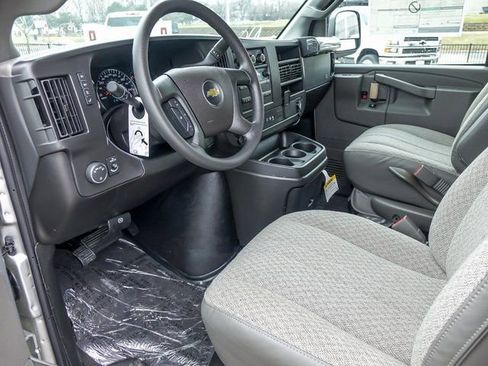 New 2025 Chevrolet Express 3500 LT w/ LT Preferred Equipment Group RWD image 14