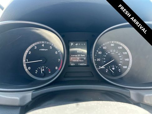 Used 2017 Hyundai Santa Fe Sport FWD image 13