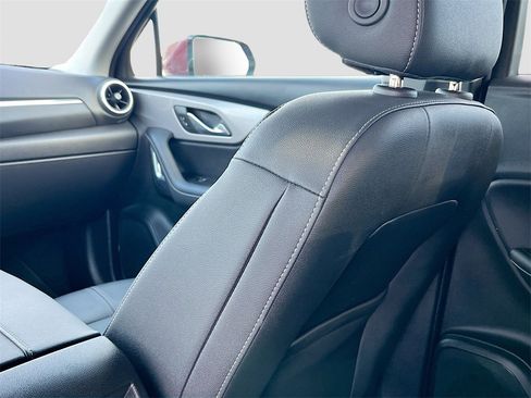 Used 2025 Chevrolet Blazer LT image 22