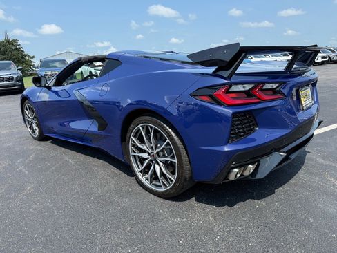 Used 2025 Chevrolet Corvette Stingray Preferred Cpe w/ Chrome Exterior Badge Package RWD image 6