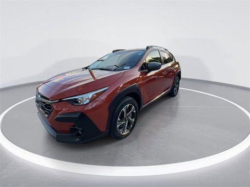 Certified 2024 Subaru Crosstrek 2.0i Premium image 3