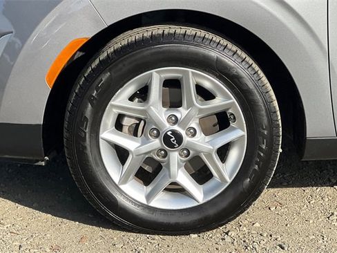 Used 2024 Kia Soul LX w/ Option Group 015 image 32