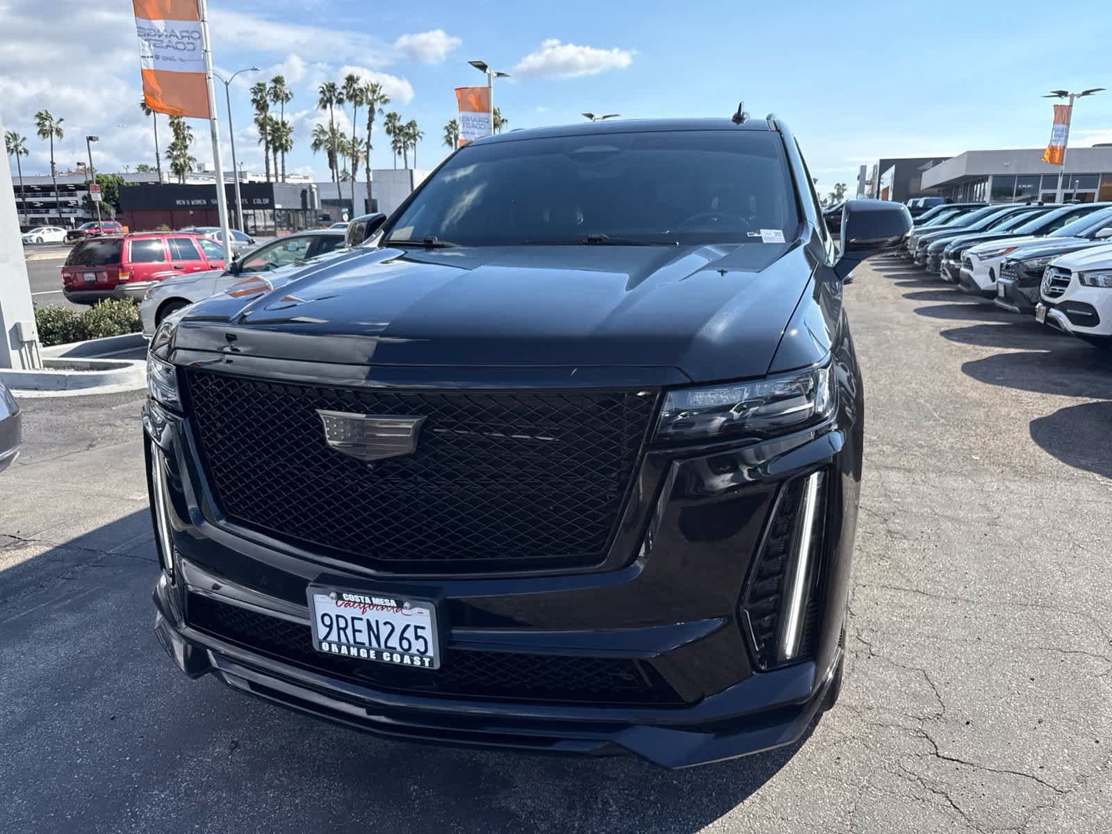 Used 2023 Cadillac Escalade V AWD/4WD image 2