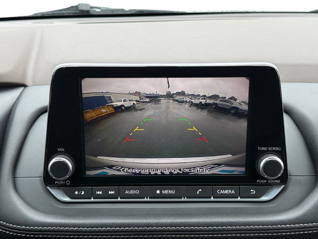 Used 2023 Nissan Rogue SV AWD/4WD image 15
