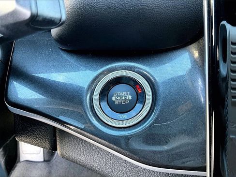 Certified 2022 Jeep Grand Cherokee L Laredo image 27