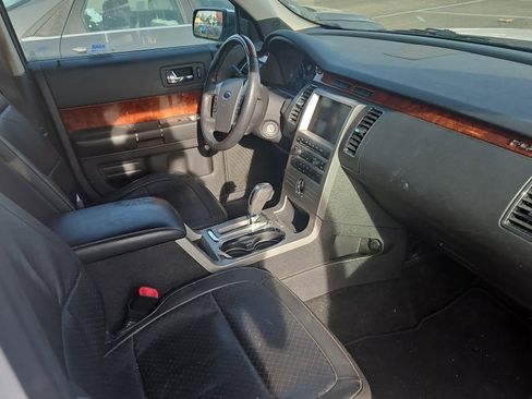 Used 2009 Ford Flex Limited image 14