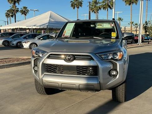 Used 2022 Toyota 4Runner TRD Off-Road Premium w/ Moonroof Package image 2
