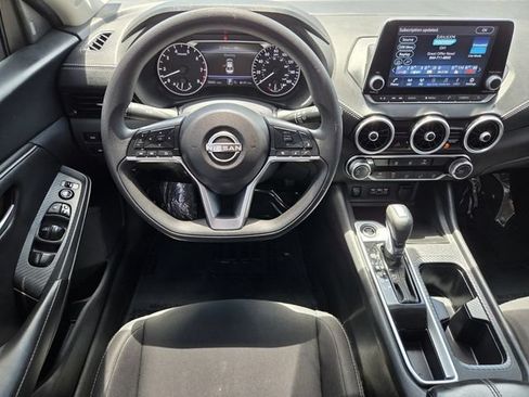Used 2024 Nissan Sentra SV FWD image 16
