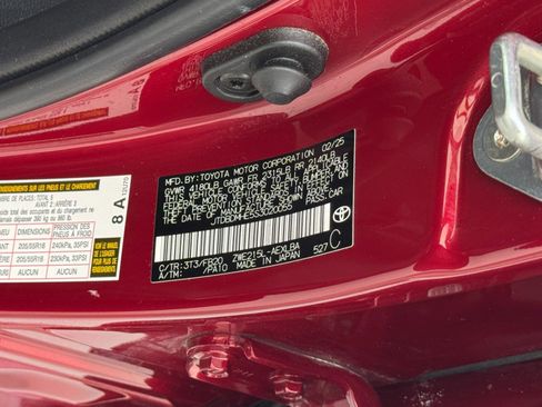 Used 2025 Toyota Corolla LE image 42