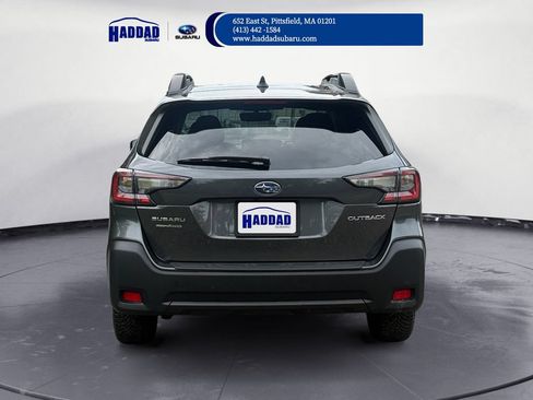 Used 2024 Subaru Outback Premium AWD/4WD image 4