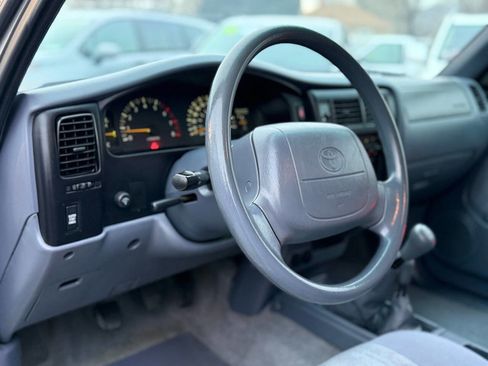 Used 2000 Toyota Tacoma 4x4 Xtracab image 82