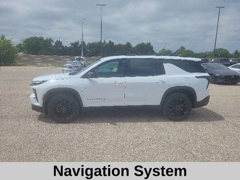 New 2026 Chevrolet Traverse LT FWD image 3