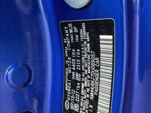 Used 2013 Hyundai Genesis 3.8 image 22