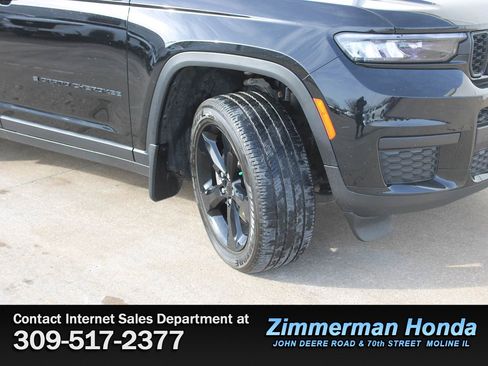 Used 2024 Jeep Grand Cherokee L Altitude image 21