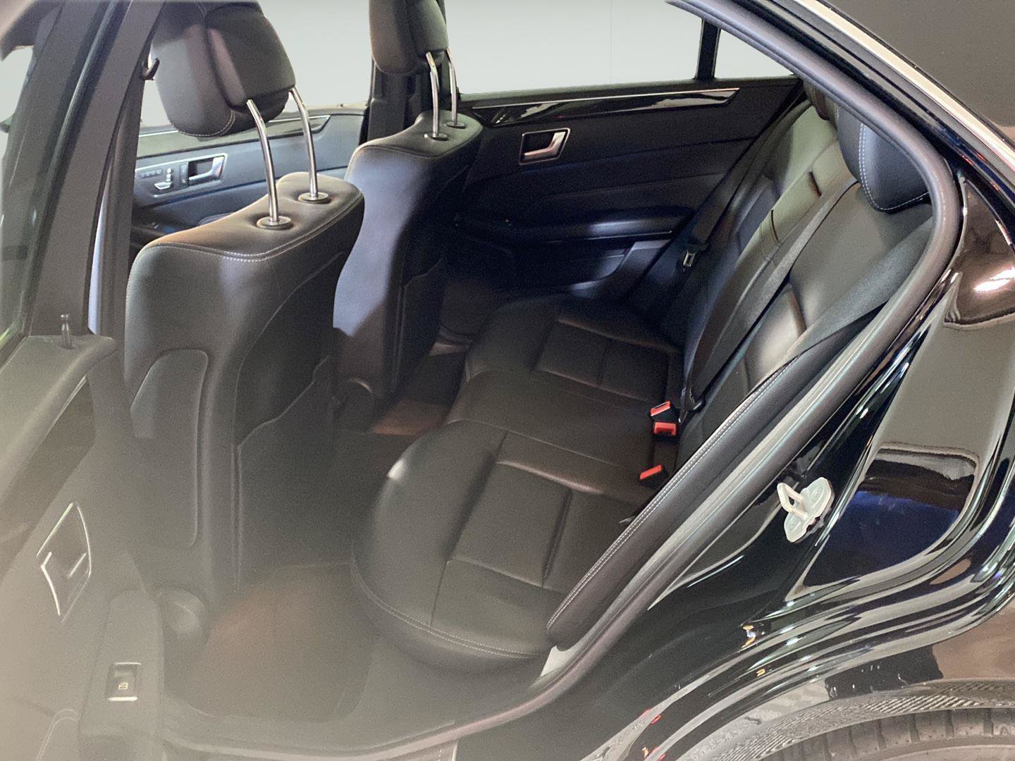 Used 2014 Mercedes-Benz E 350 4MATIC Sedan image 14