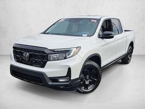 Used 2025 Honda Ridgeline Black Edition image 1