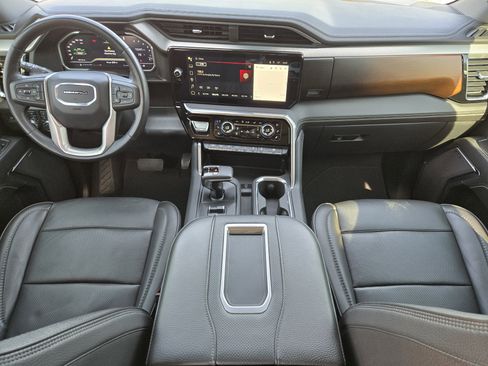 Used 2022 GMC Sierra 1500 Denali w/ Denali Reserve Package image 35