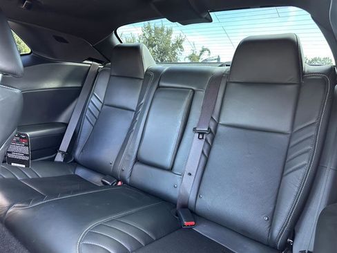 Used 2021 Dodge Challenger SRT Hellcat w/ Plus Package image 29